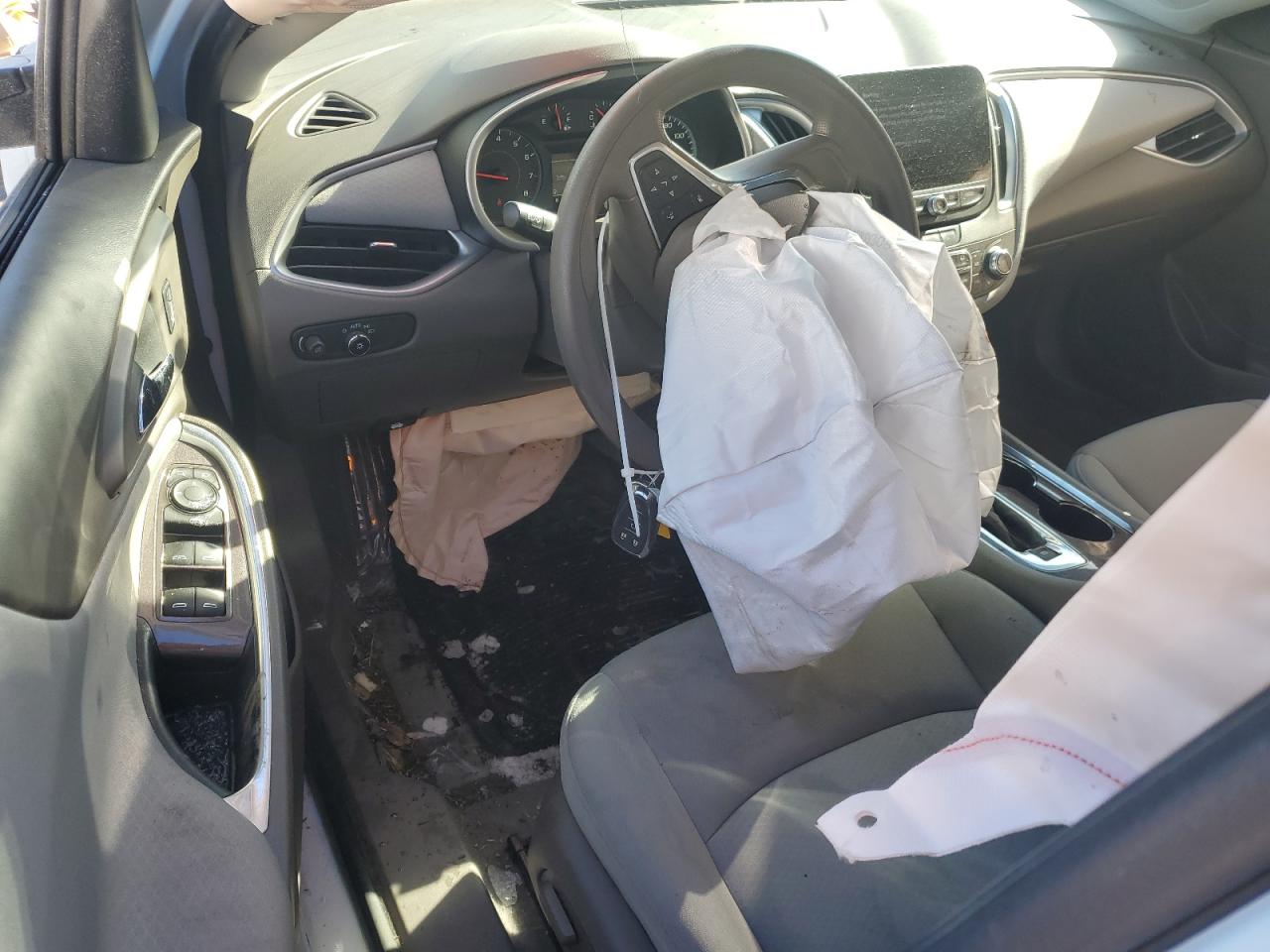 2022 CHEVROLET MALIBU LT VIN:1G1ZD5ST3NF110599