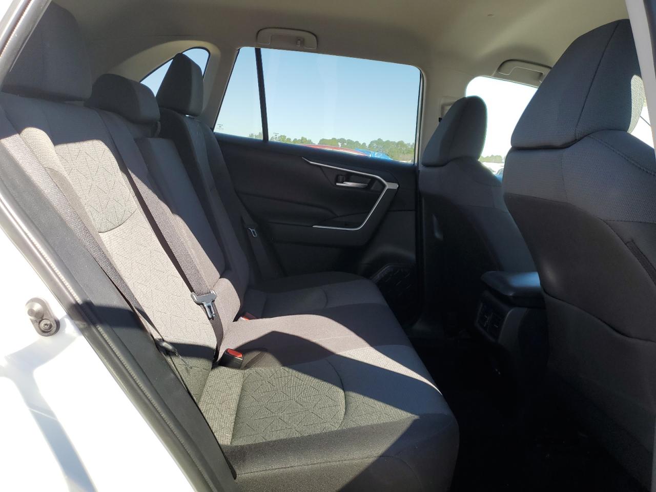 2023 TOYOTA RAV4 XLE VIN:2T3W1RFV9PC235499