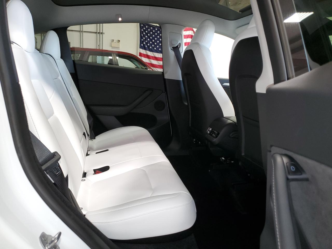 2023 TESLA MODEL Y  VIN:7SAYGDEF1PF800632