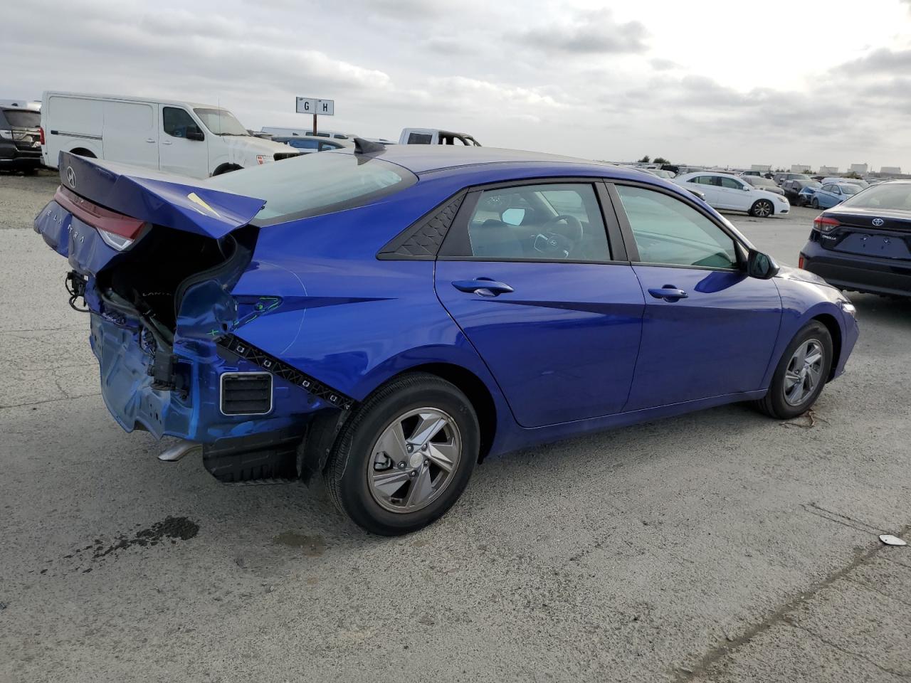 2024 HYUNDAI ELANTRA SE VIN:KMHLL4DG1RU721688