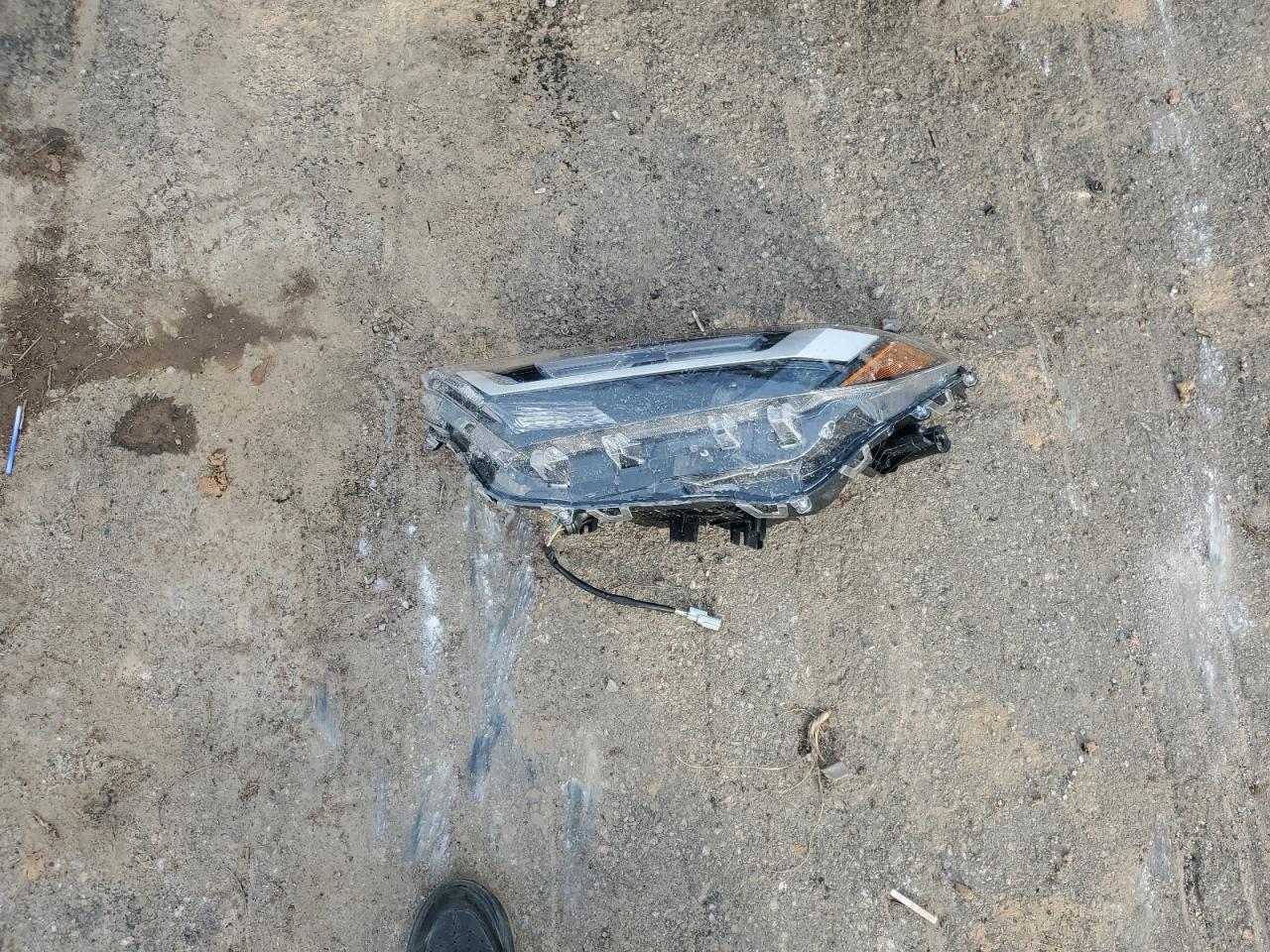 2022 TOYOTA RAV4 XLE VIN:JTMRWRFV3ND154537