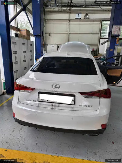 2017 Lexus IS 200t JTHBA5D24H5054137 VIN:JTHBA5D24H5054137