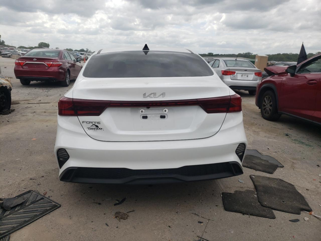 2023 KIA FORTE LX VIN:3KPF24AD0PE505986