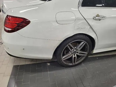 2019 Mercedes-Benz E 300 WDDZF4JB5KA682258 VIN:WDDZF4JB5KA682258