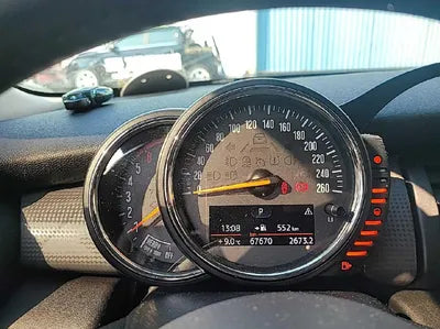 2018 MINI Cooper WMWXT310XJ2G00763 VIN:WMWXT310XJ2G00763