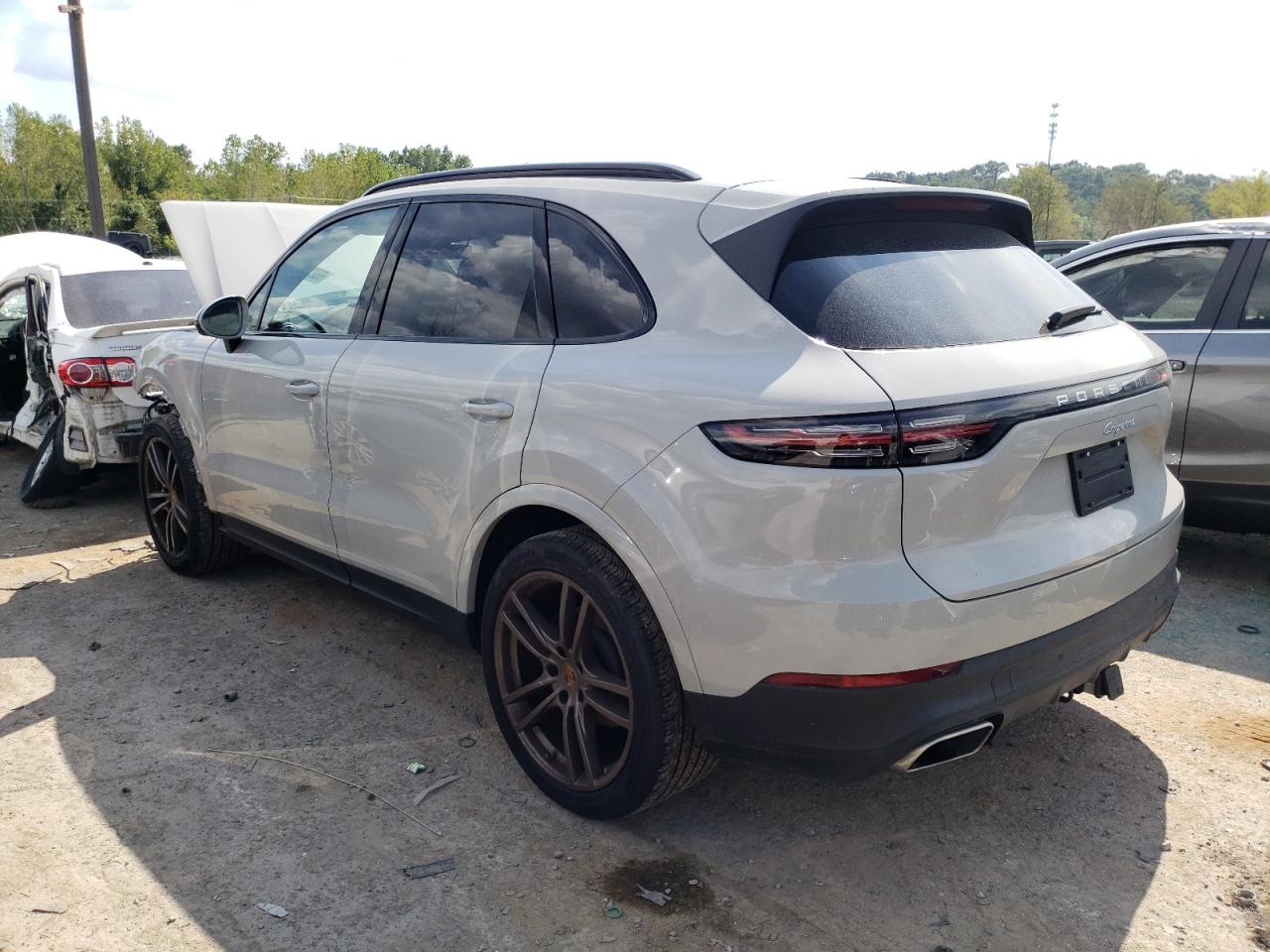 2023 PORSCHE CAYENNE BASE VIN:WP1AA2AY1PDA01743