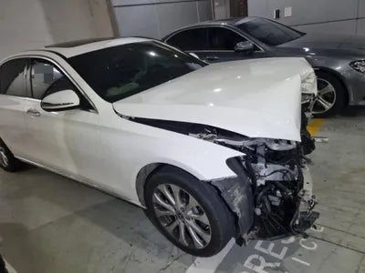 2019 Mercedes-Benz E 220 WDDZF0EB8KA689692 VIN:WDDZF0EB8KA689692