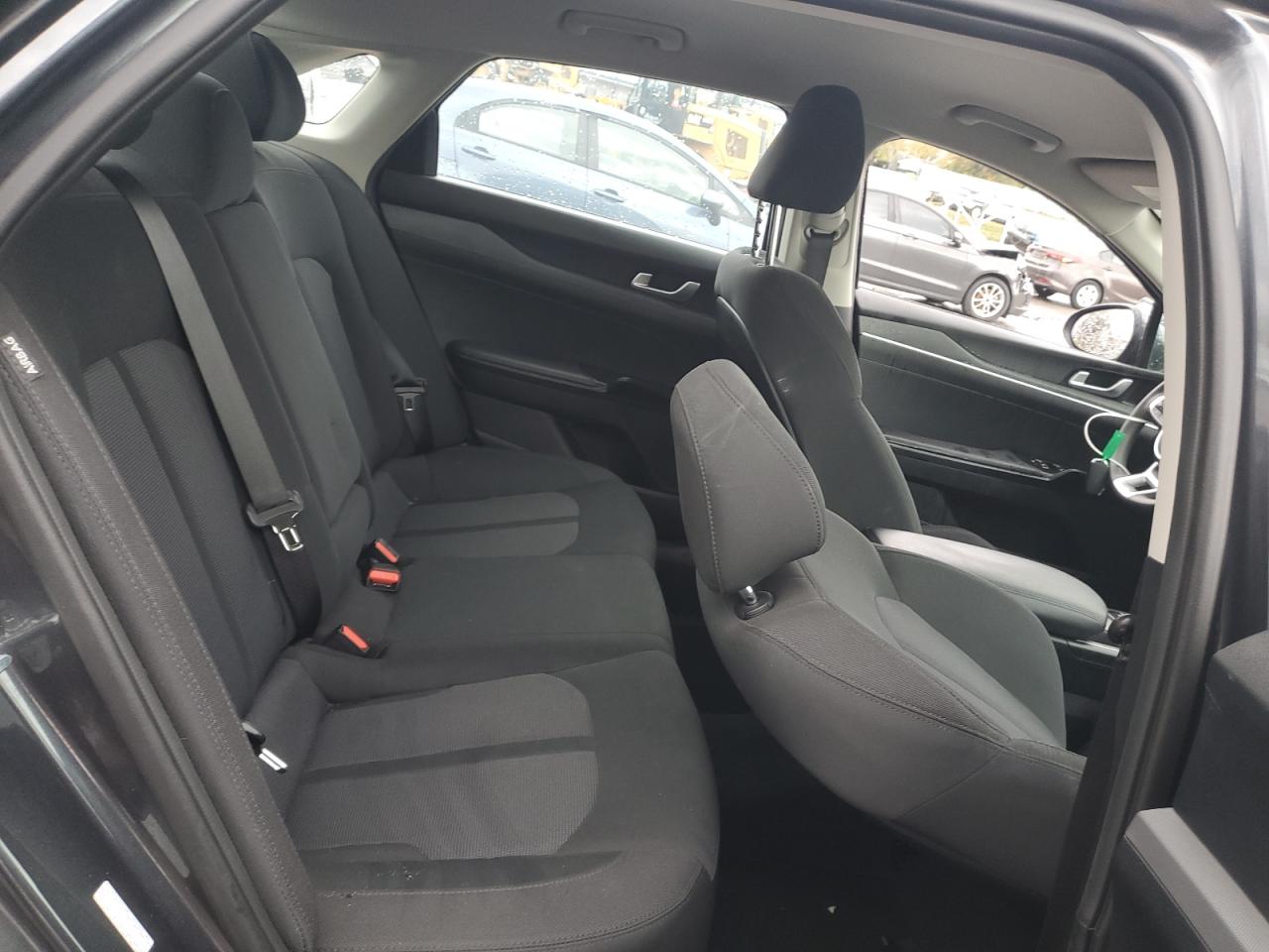 2022 KIA K5 LXS VIN:5XXG14J2XNG135852