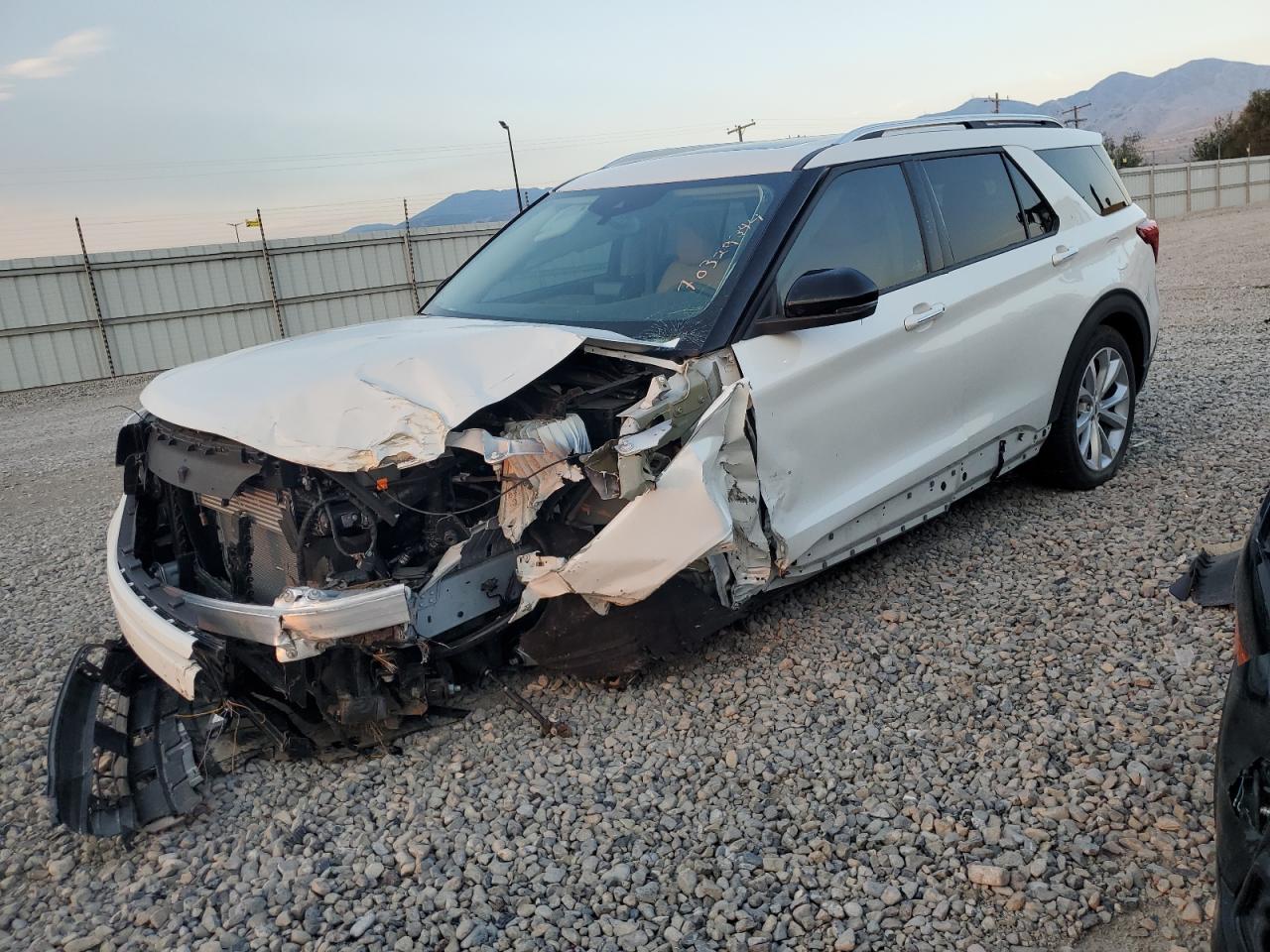 2024 FORD EXPLORER PLATINUM VIN:1FM5K8HC3RGA31420