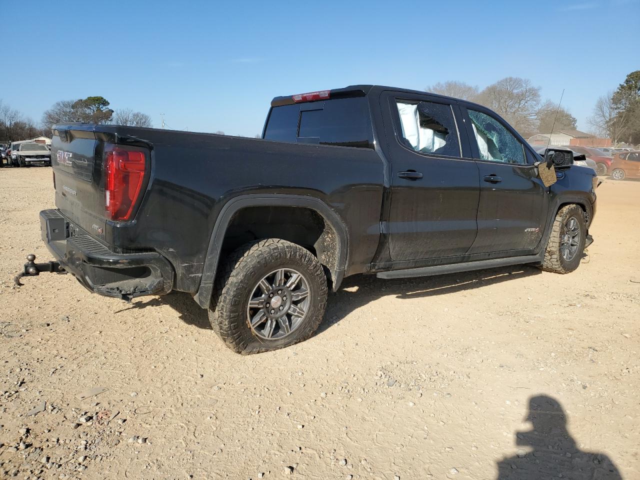2024 GMC SIERRA K1500 AT4 VIN:1GTUUEEL4RZ131169