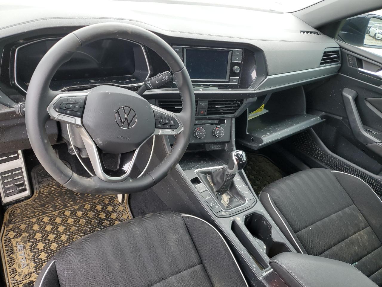 2024 VOLKSWAGEN JETTA SPORT VIN:3VWAM7BU8RM060228