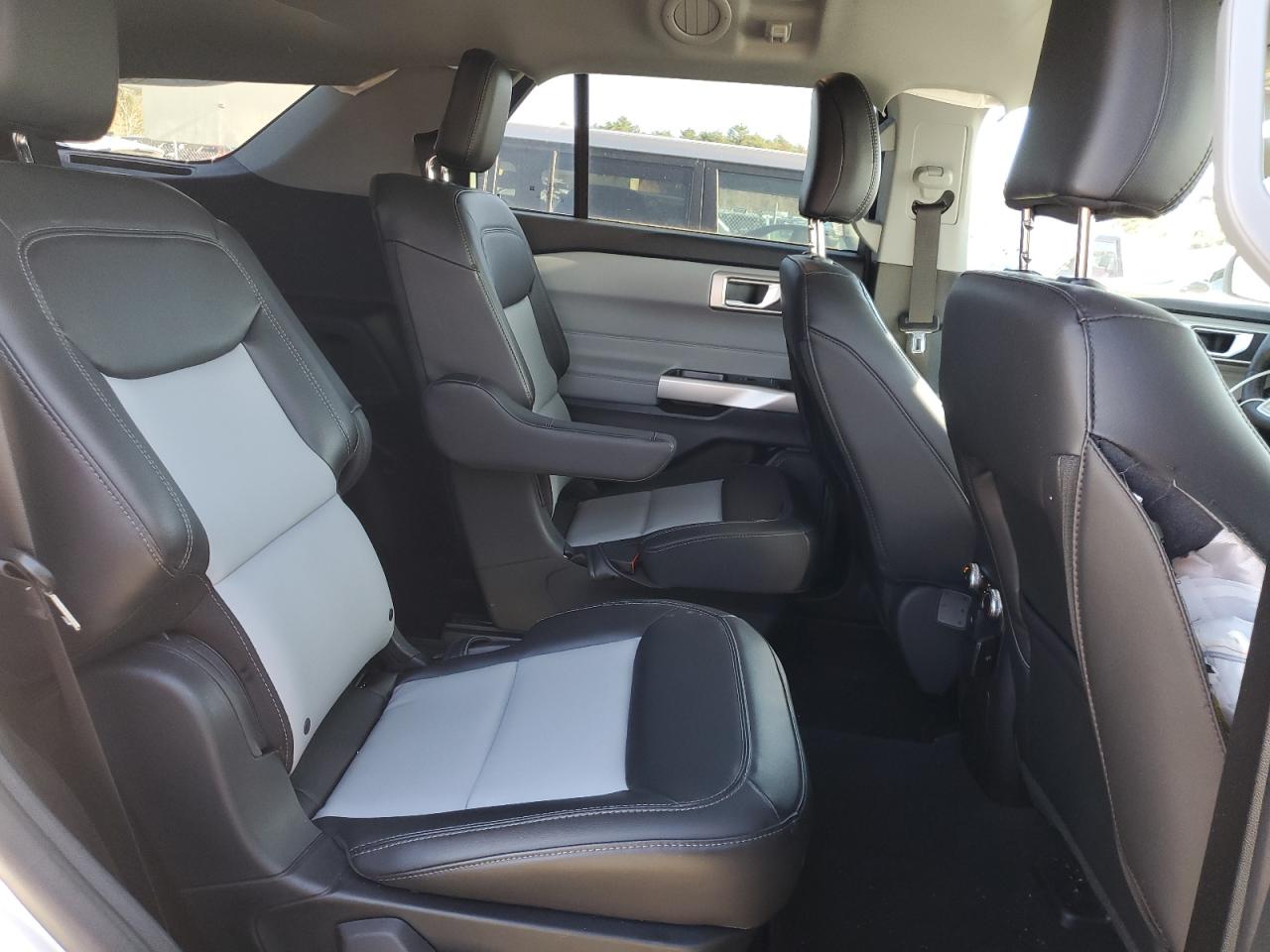 2023 FORD EXPLORER XLT VIN:1FMSK8DH0PGB42511
