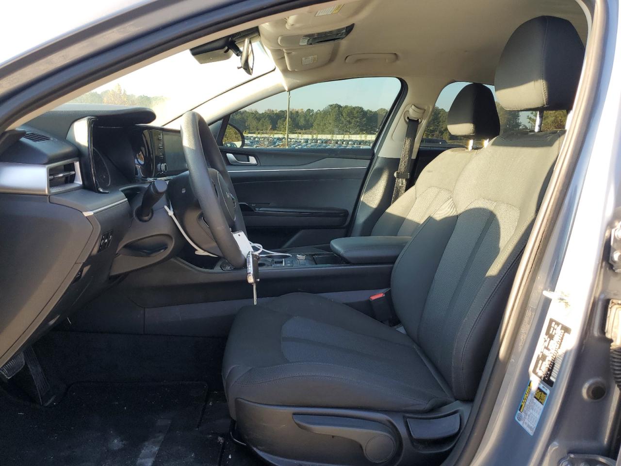 2022 KIA K5 LX VIN:5XXG24J21NG127443