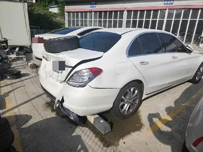 2016 Mercedes-Benz C 200 032KMWDDWF4CB4GF3 VIN:032KMWDDWF4CB4GF3