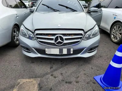 2014 Mercedes-Benz E 220 VIN: