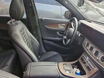 2021 Mercedes-Benz E 300 VIN: