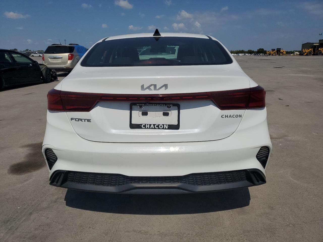 2022 KIA FORTE FE VIN:3KPF24AD2NE451748