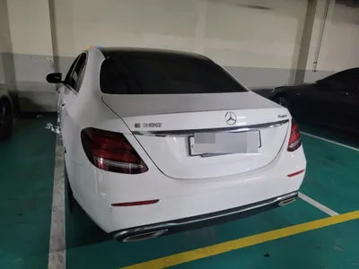 2016 Mercedes-Benz E 300 VIN: