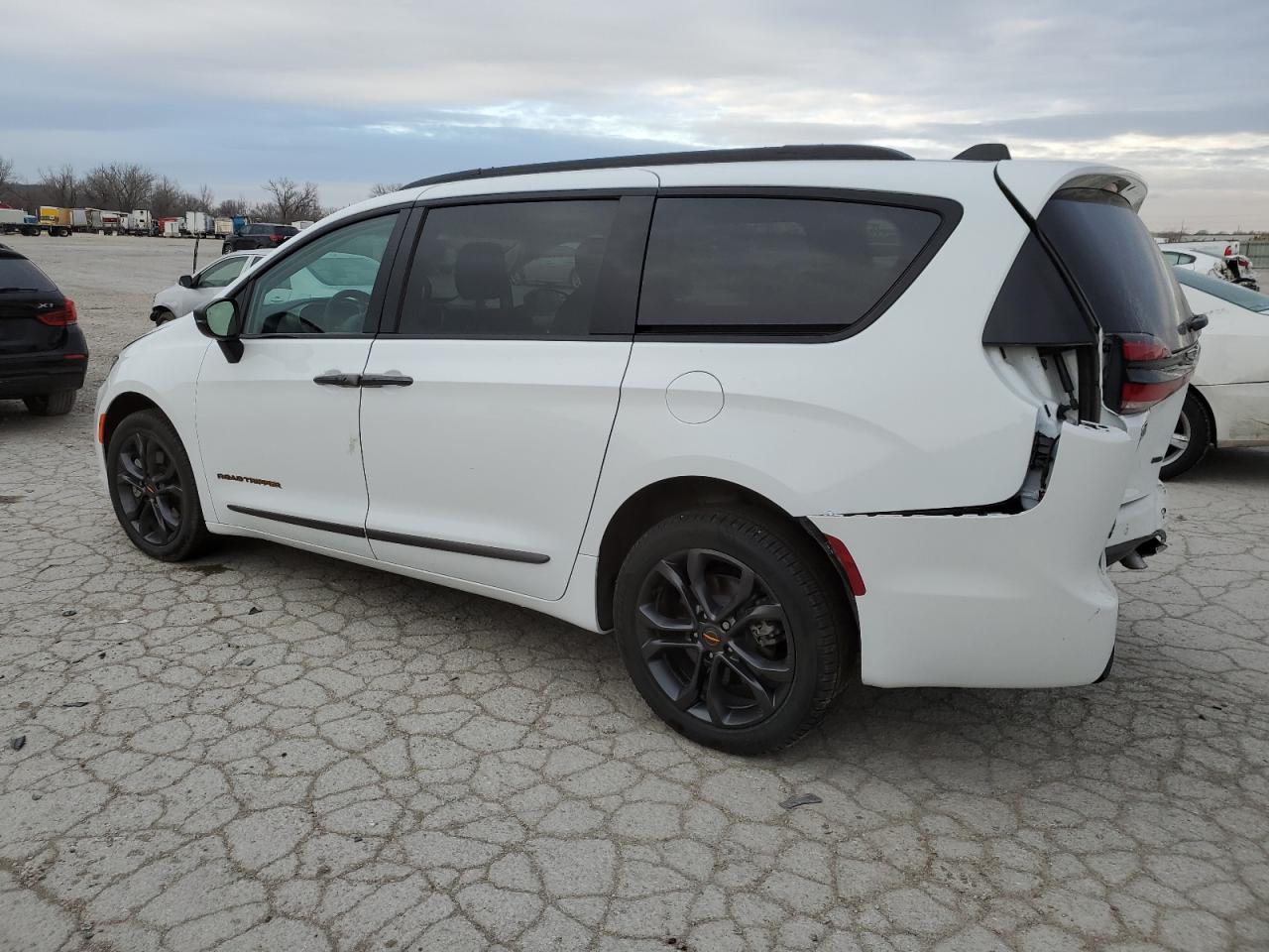 2023 CHRYSLER PACIFICA TOURING L VIN:2C4RC3BG7PR604963