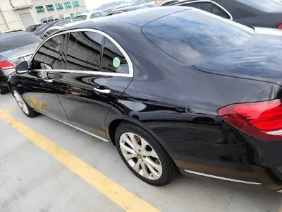 2019 Mercedes-Benz E 300 VIN: