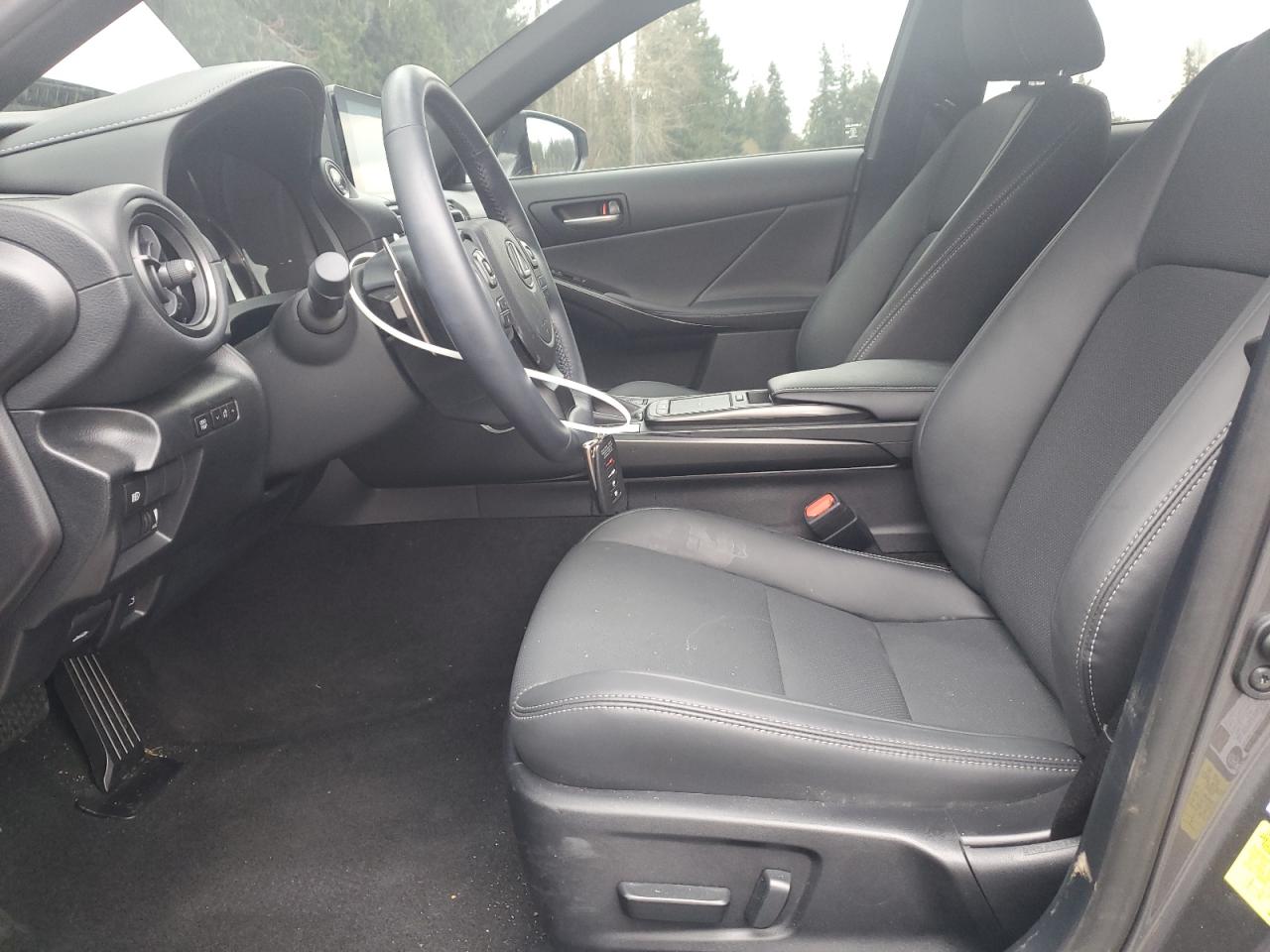 2024 LEXUS IS 300 VIN:JTHBA1D24R5130885