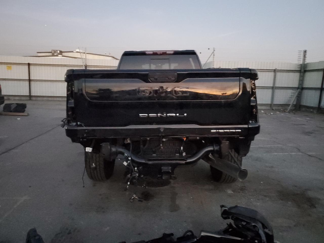 2024 GMC SIERRA K2500 DENALI ULTIMATE VIN:1GT49XEY9RF371442