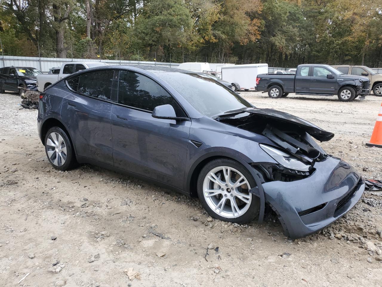 2023 TESLA MODEL Y  VIN:7SAYGDEE3PF617109