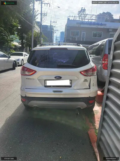 2015 Ford Escape 1FMCU9G95FUA29923 VIN:1FMCU9G95FUA29923