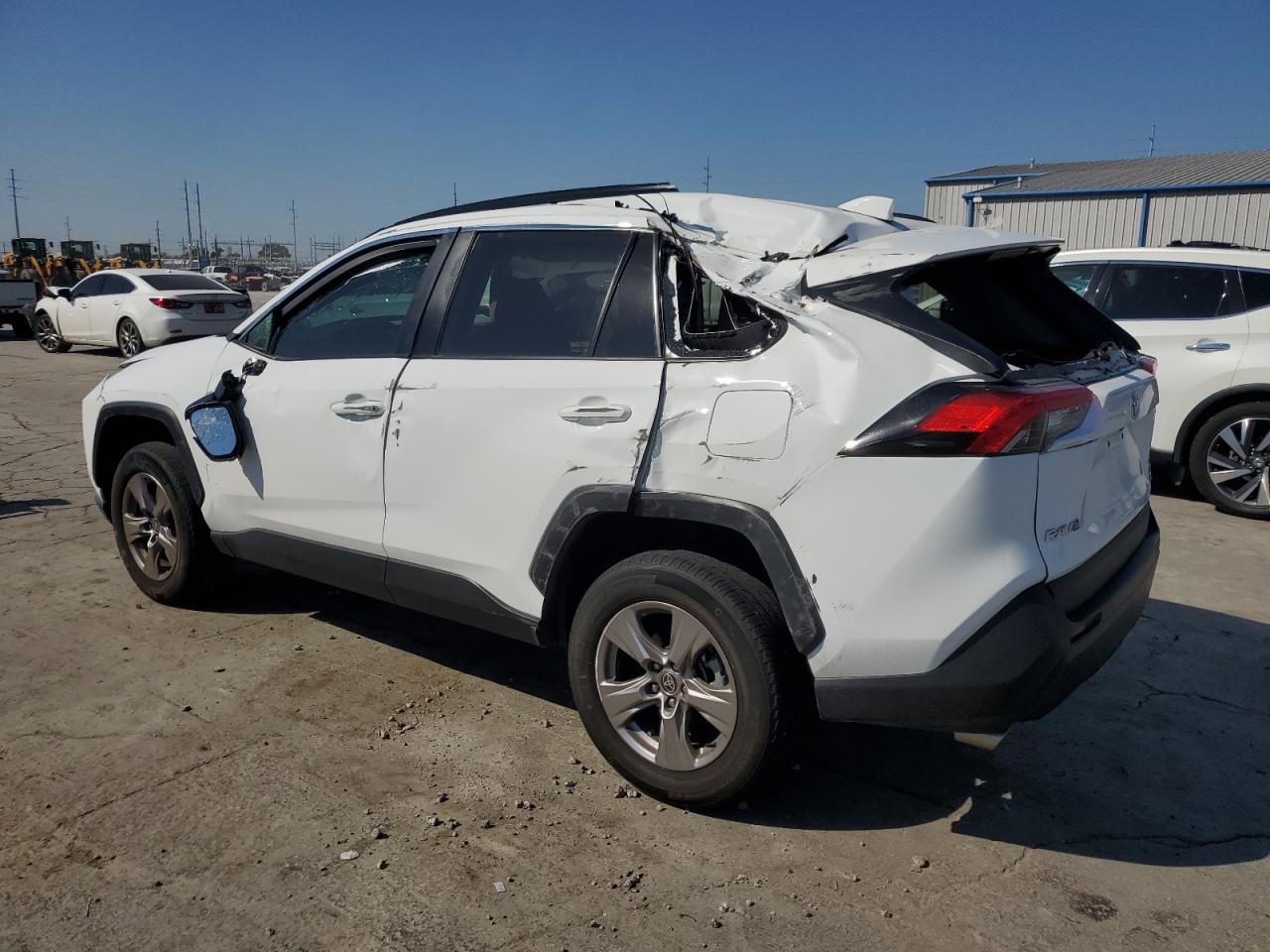 2022 TOYOTA RAV4 XLE VIN:2T3P1RFV3NW271673