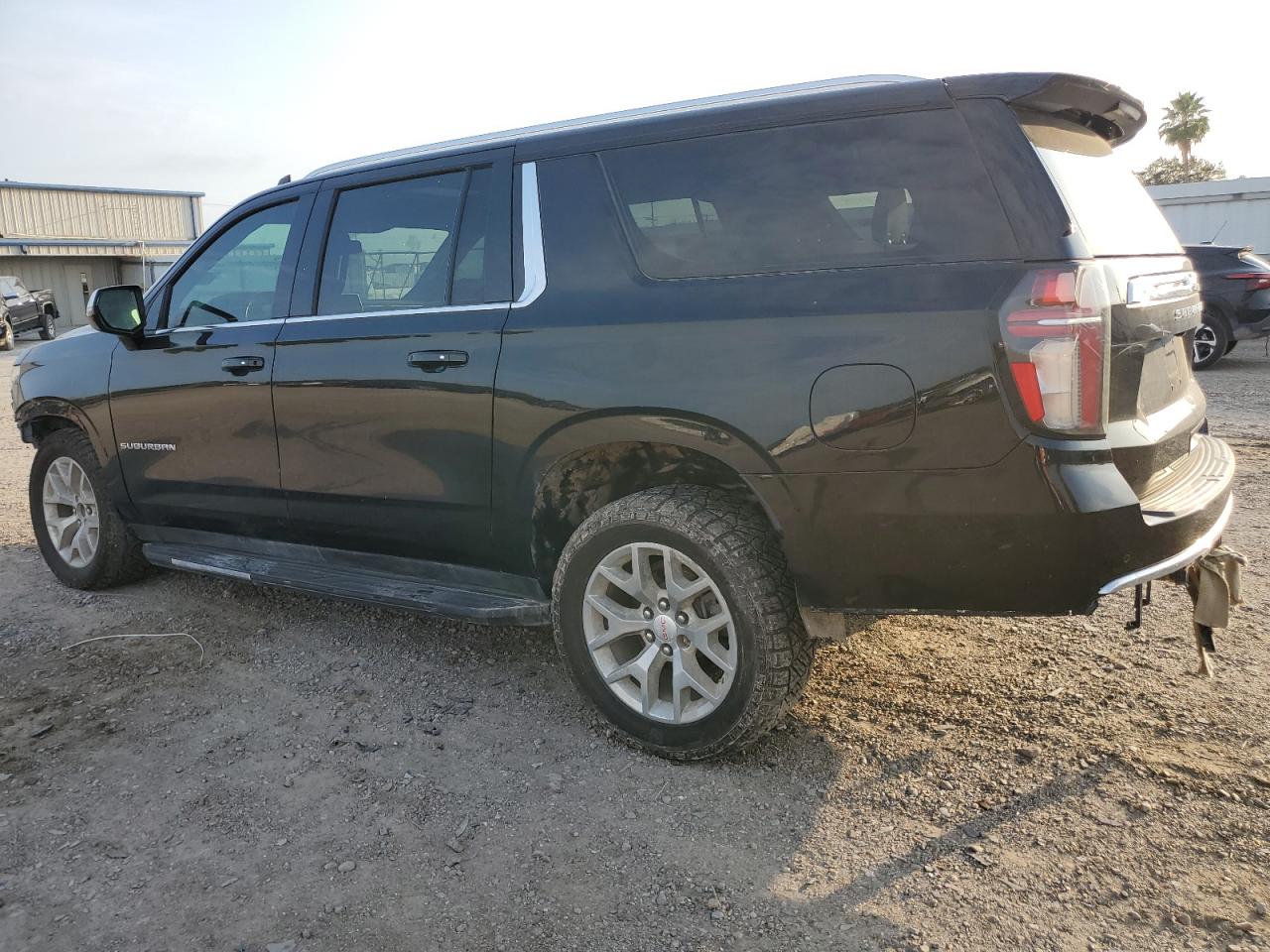 2022 CHEVROLET SUBURBAN C1500 LT VIN:1GNSCCKD5NR121005