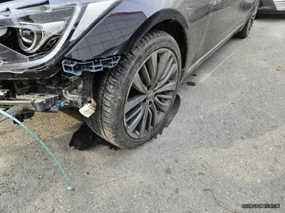 2016 Genesis G80 VIN: