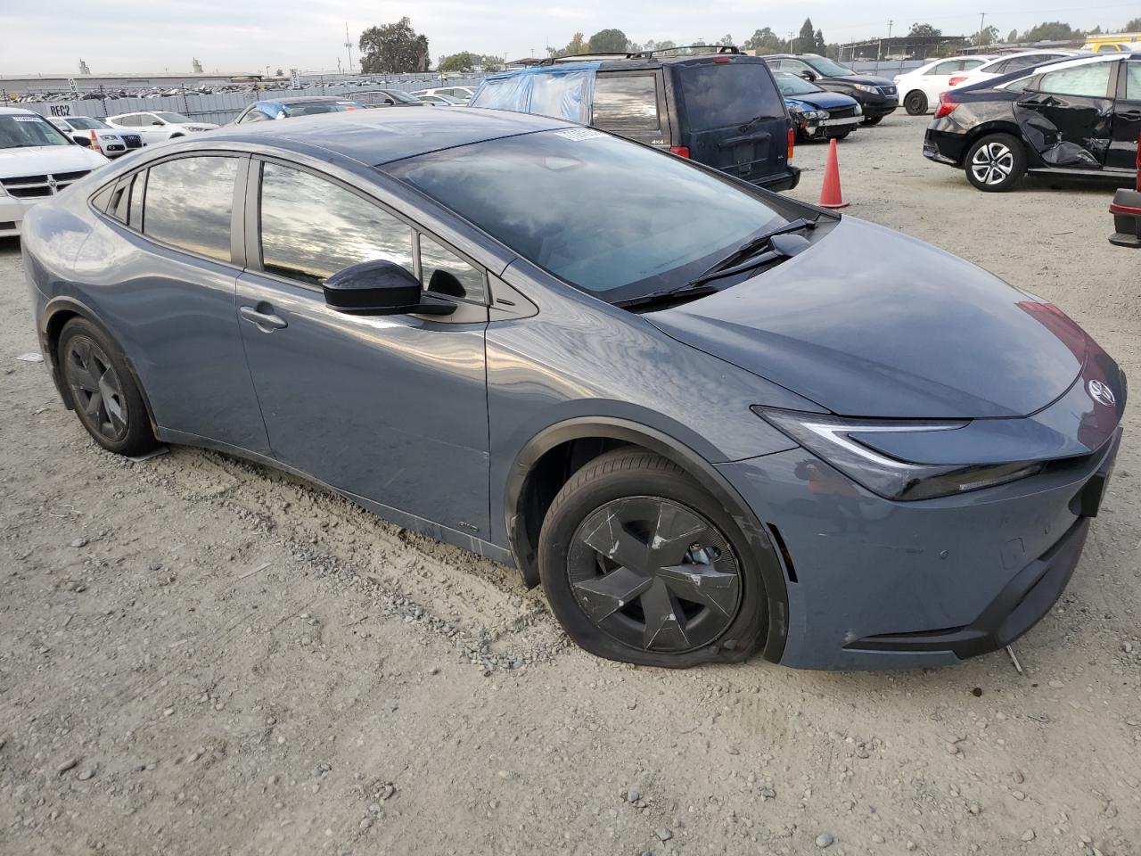 2024 TOYOTA PRIUS LE VIN:JTDADABUXR3017074