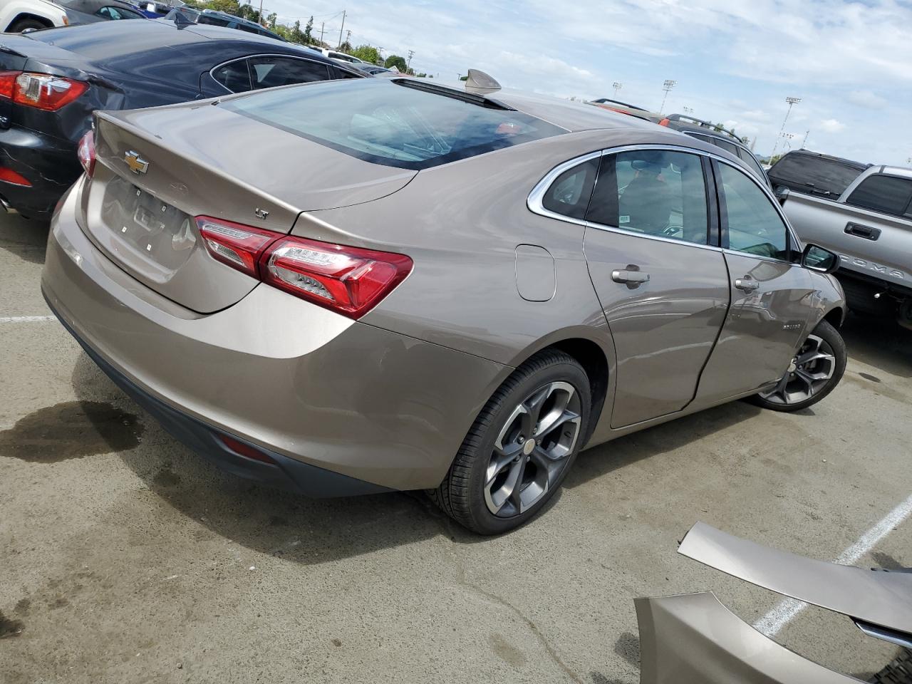 2022 CHEVROLET MALIBU LT VIN:1G1ZD5ST8NF115331