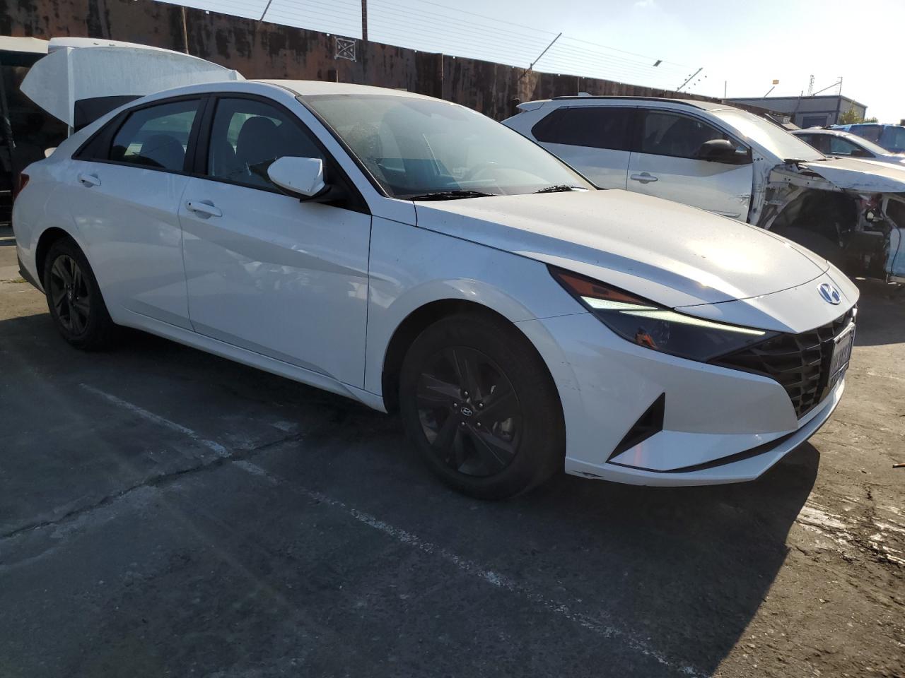 2022 HYUNDAI ELANTRA SEL VIN:5NPLS4AG2NH074136