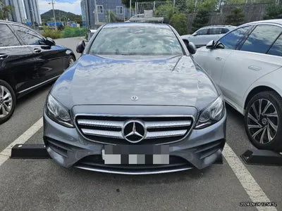 2017 Mercedes-Benz E 300 VIN: