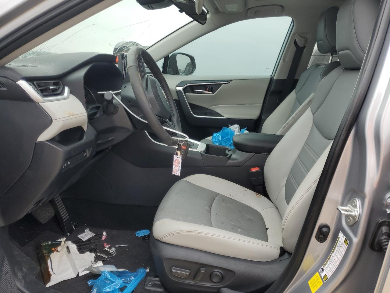 2022 TOYOTA RAV4 XLE PREMIUM VIN:2T3C1RFV5NC187886