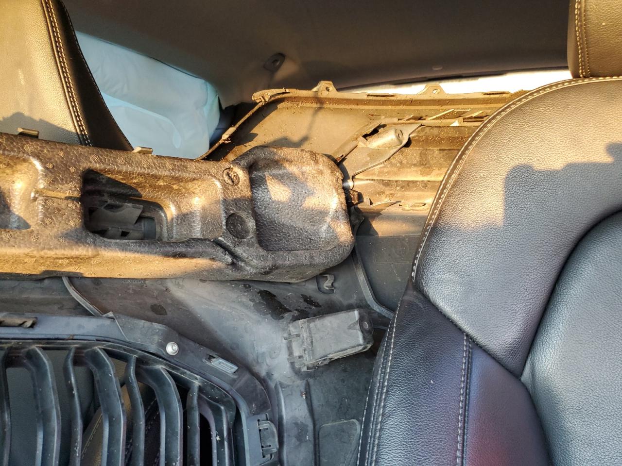2022 VOLVO XC40 T4 MOMENTUM VIN:YV4AC2HK3N2706238