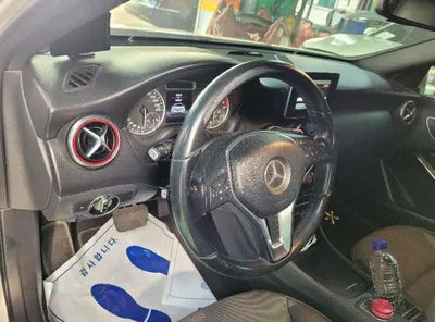 2015 Mercedes-Benz A 180 VIN: