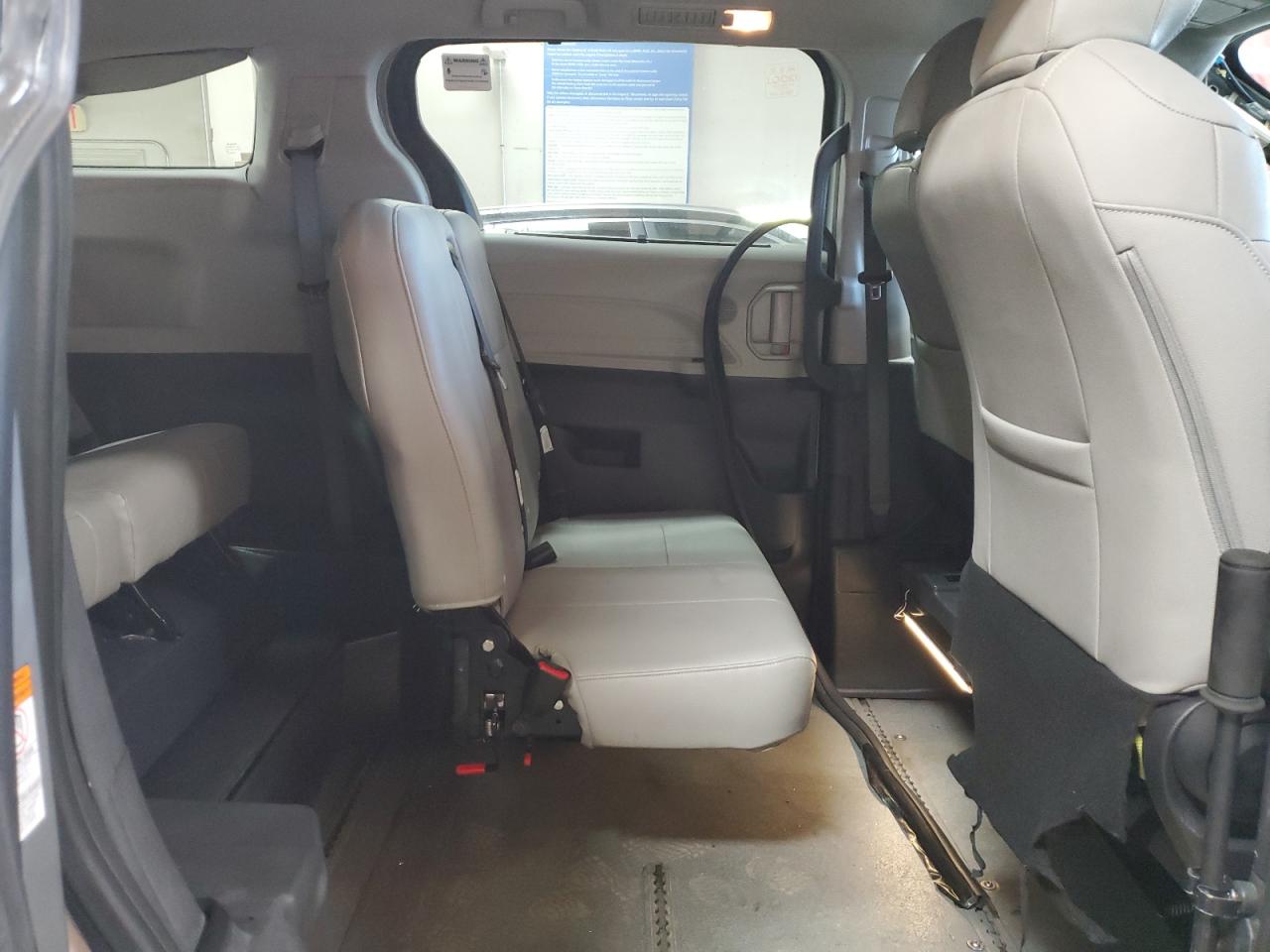 2022 TOYOTA SIENNA LE VIN:5TDKRKEC8NS096302