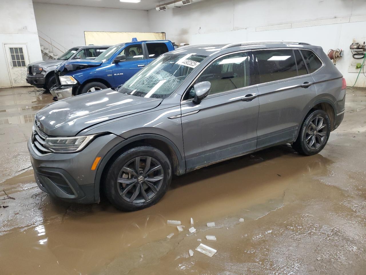 2023 VOLKSWAGEN TIGUAN SE VIN:3VVMB7AX5PM029437