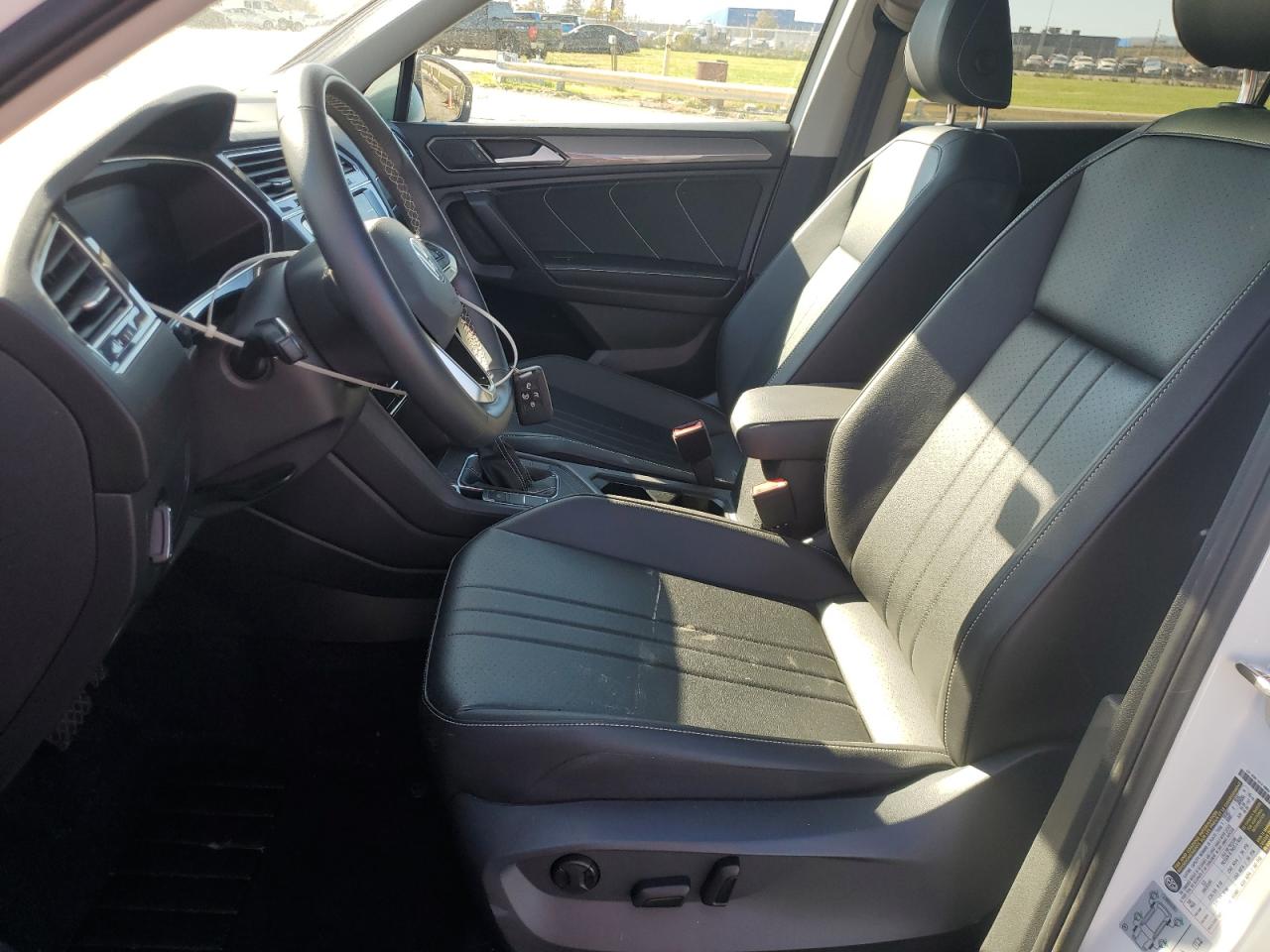2022 VOLKSWAGEN TIGUAN SE VIN:3VV3B7AX4NM042141