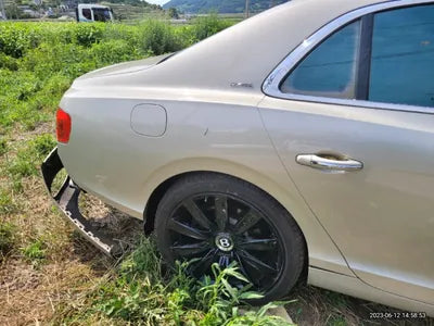 2014 Bentley Flying Spur VIN: