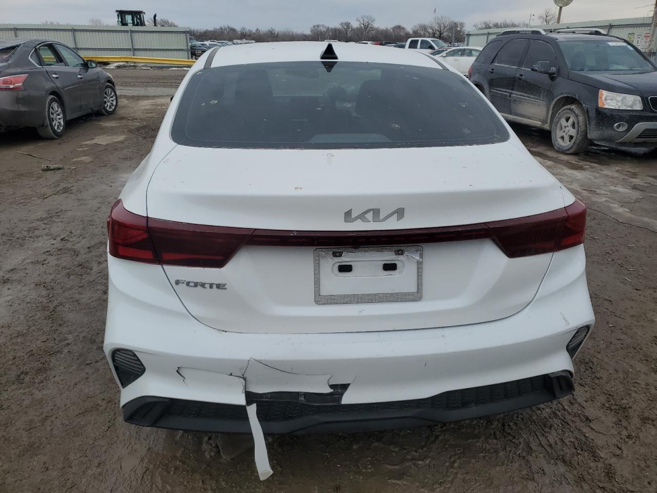 2023 KIA FORTE LX VIN:3KPF24AD1PE574105