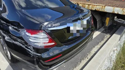 2017 Mercedes-Benz E 300 VIN: