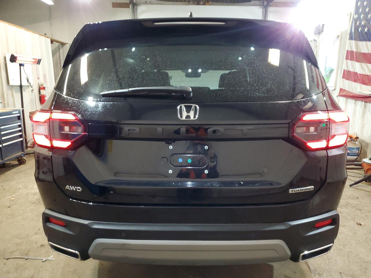 2024 HONDA PILOT TOURING VIN:5FNYG1H76RB000136