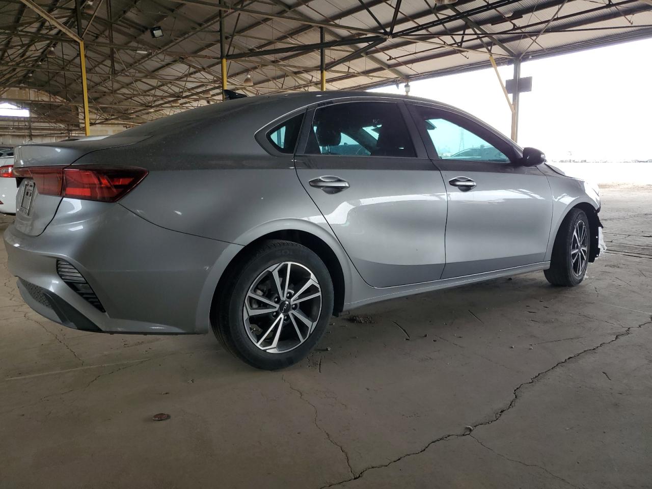 2022 KIA FORTE FE VIN:3KPF24AD3NE458059