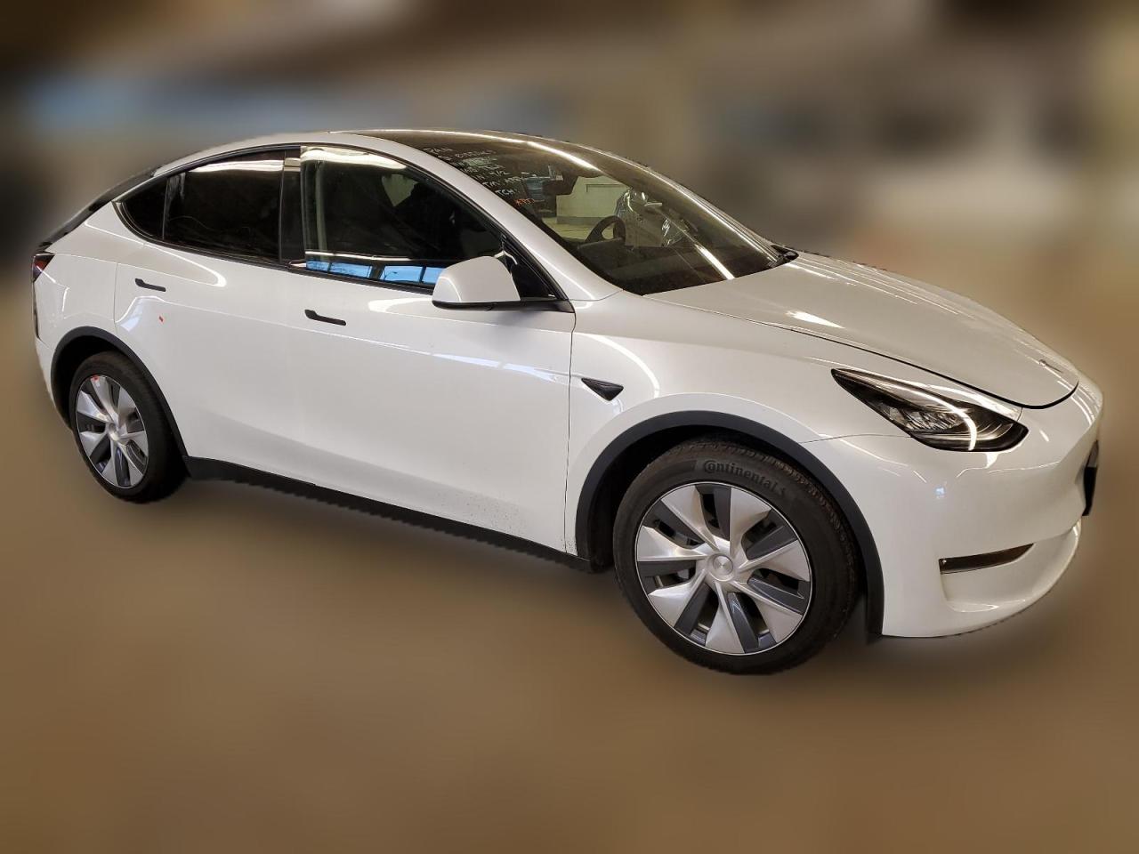 2023 TESLA MODEL Y  VIN:7SAYGDEE2PA144316