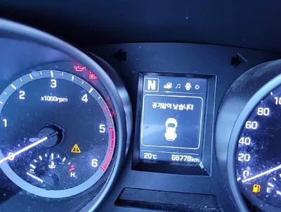 2018 Hyundai Santa FE KMHSU81UBJU820207 VIN:KMHSU81UBJU820207