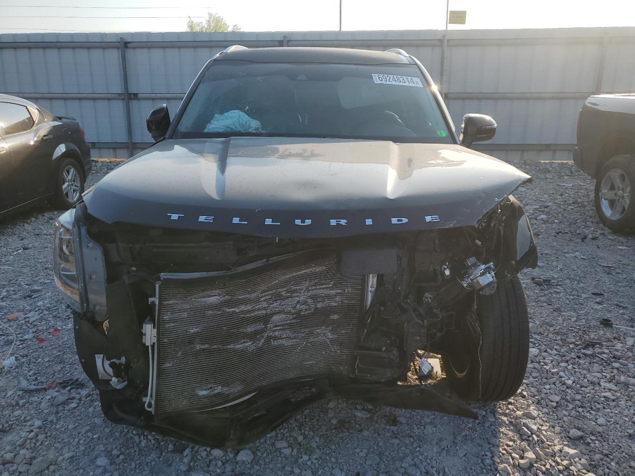 2022 KIA TELLURIDE S VIN:5XYP64HC3NG262079