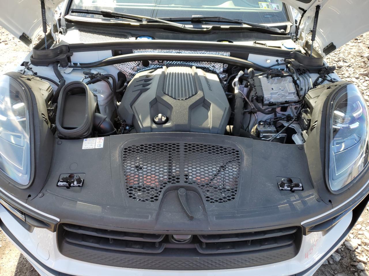 2024 PORSCHE MACAN BASE VIN:WP1AA2A54RLB05772